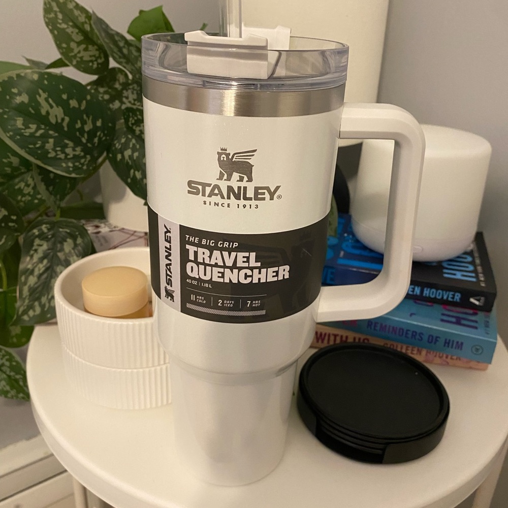 SALE !!! 40oz Stanley Cup